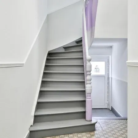 Lumineux Et Moderne, Parking Gratuit, Centre דירה *