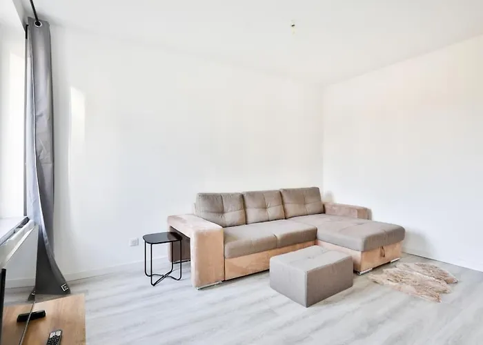 Signature Premium Modern Suite, Free Parking, Centre